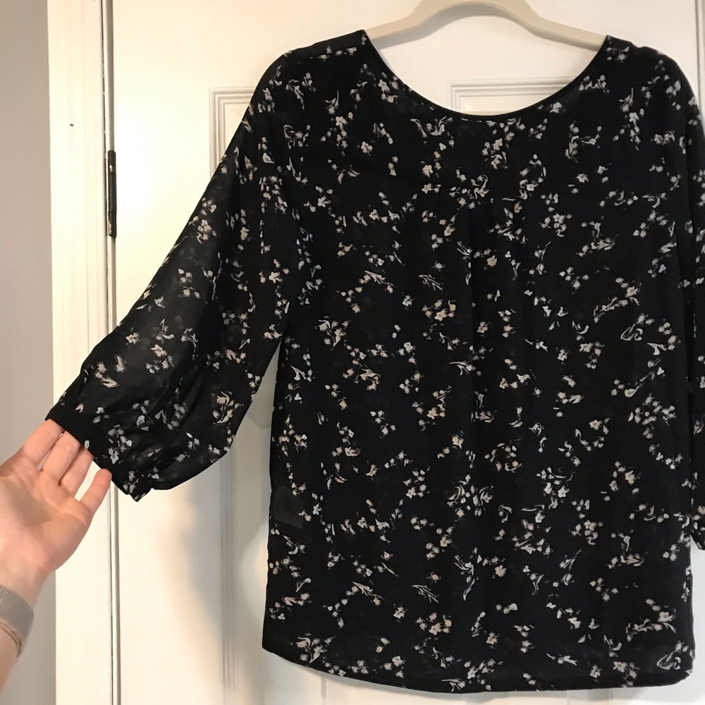 Black Floral Philosophy Blouse - Picture 5 of 6